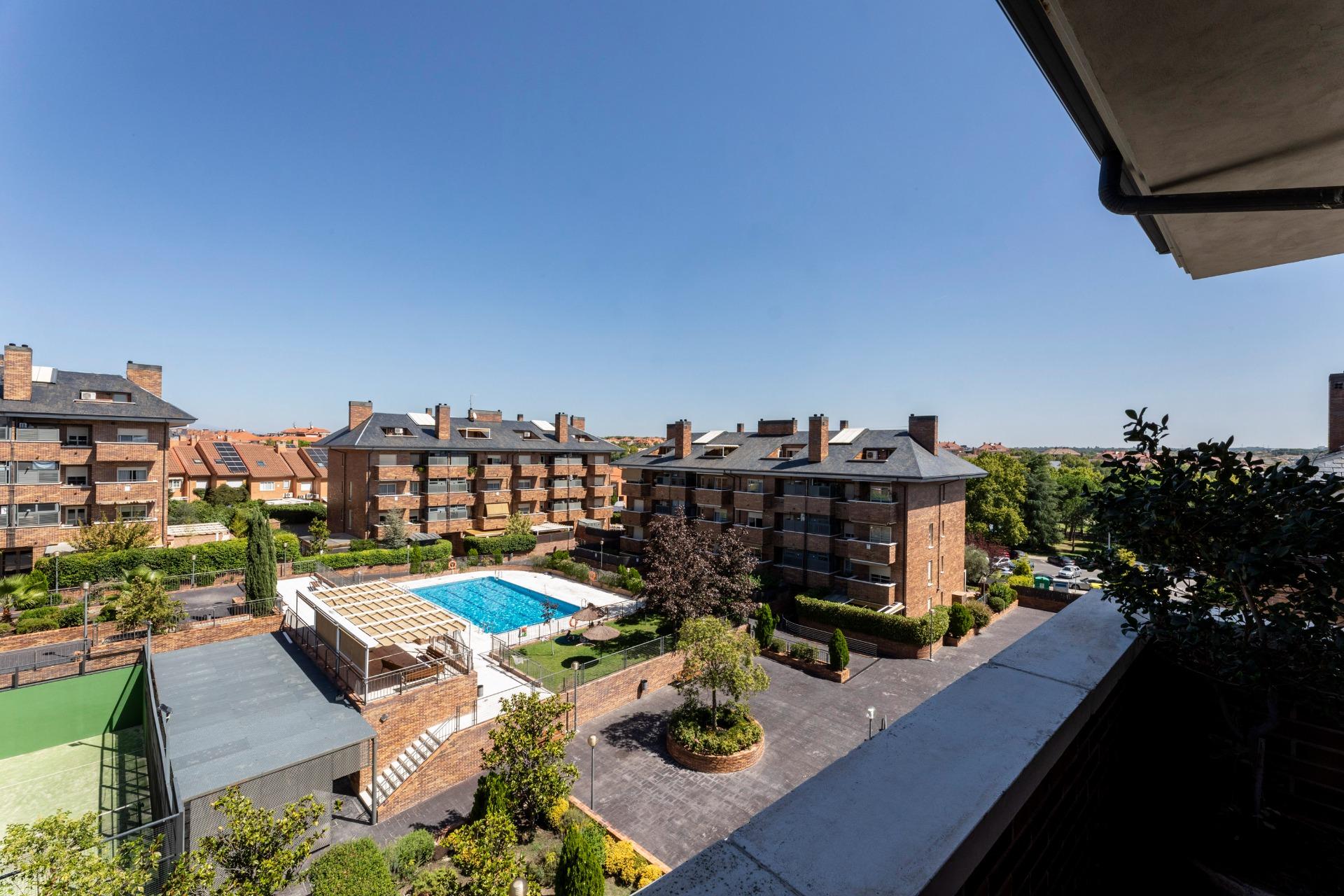 VPB272326 - Áticos dúplex de lujo en Boadilla del Monte Áticos dúplex de lujo en Boadilla del Monte, Madrid